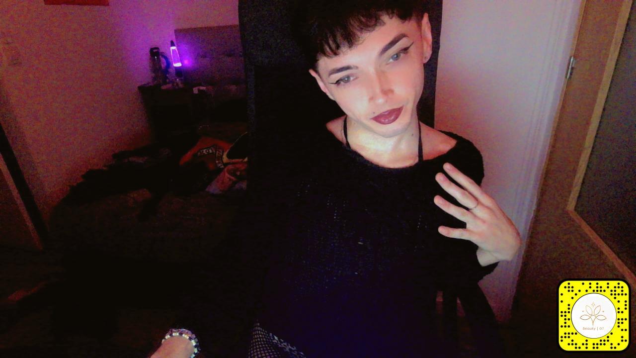chloevenommm live