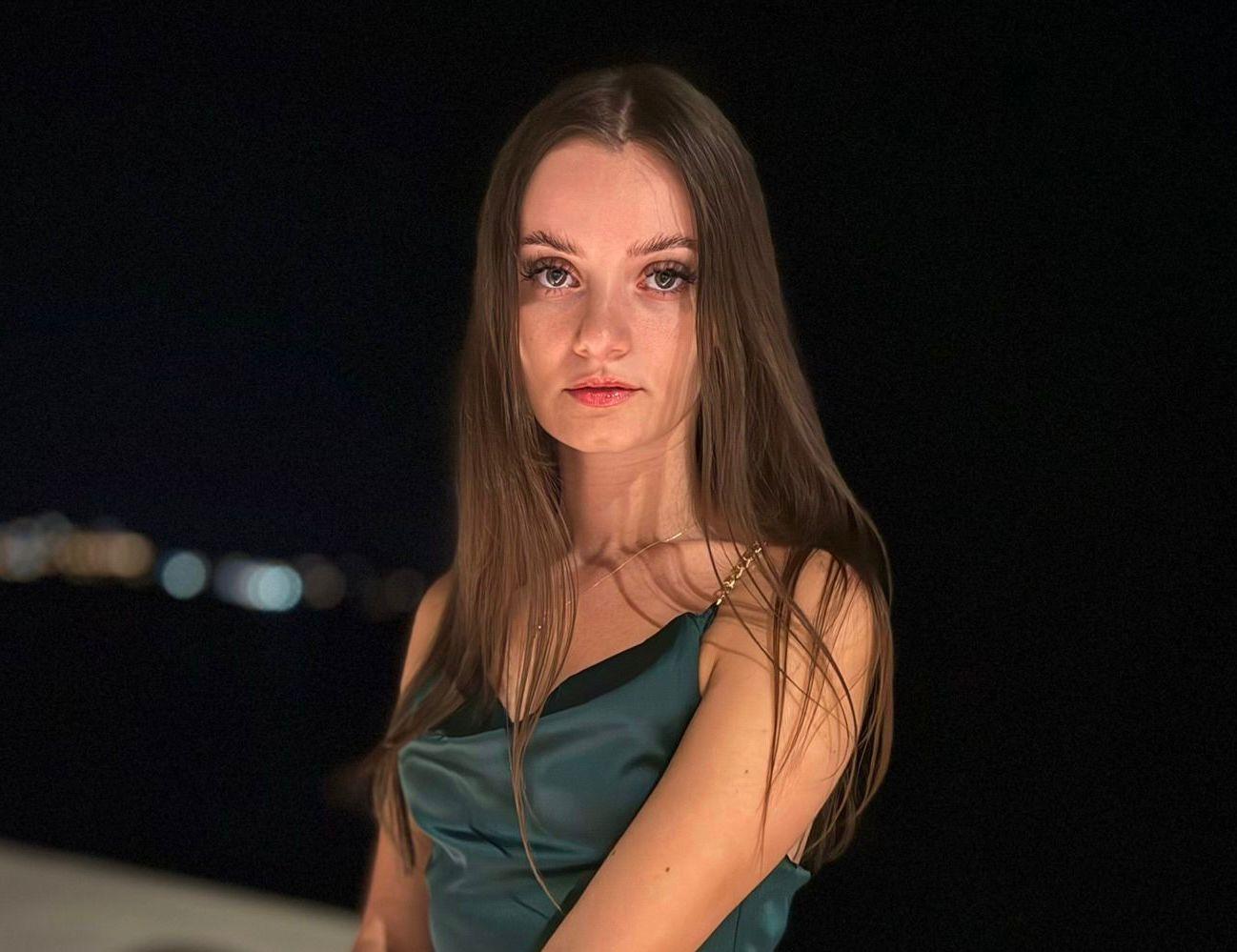 alisonita live
