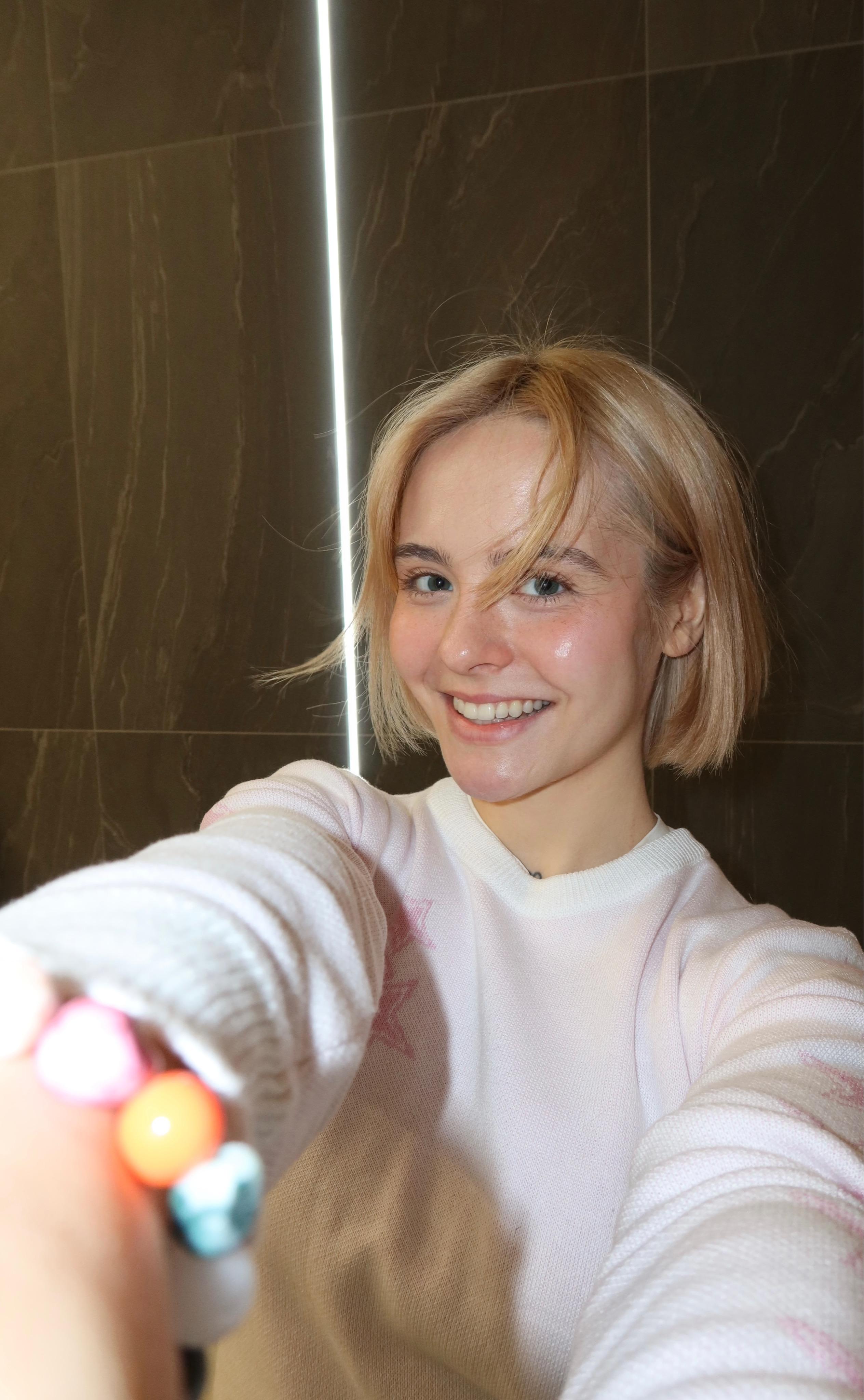 Miniature de la webcam en direct de honey_sunshine avec #squirt, #bigass et #smalltits